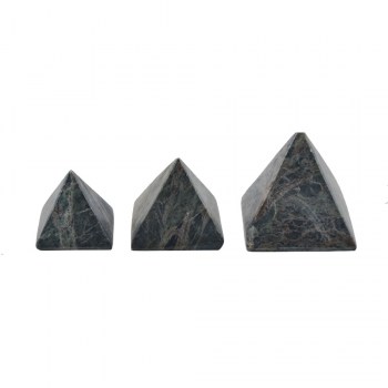 juego de 3 piramides de alabastro oscuro 5x5 - 6x6 - 7x7 cm